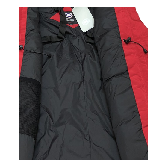Canada Goose Women's Rossclair Fur-Trim Parka | 625-Fill Down | Tailored Fit