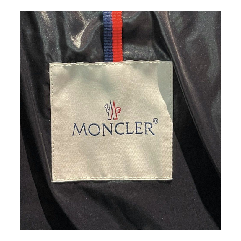 Moncler Bady Hooded Puffer Jacket | Premium Down | Iconic Moncler Classic
