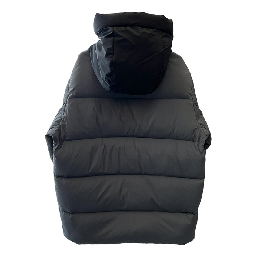 Moncler Contrast-Hood Colour-Block Puffer Jacket | Premium Down | Luxury Outerwear
