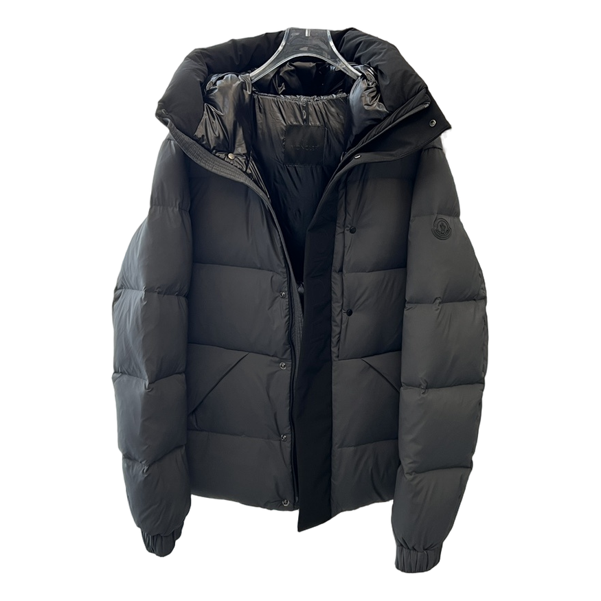 Moncler Contrast-Hood Colour-Block Puffer Jacket | Premium Down | Luxury Outerwear