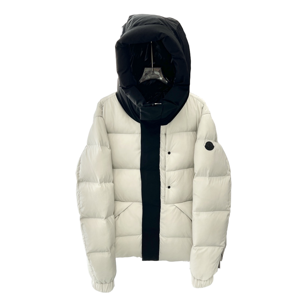 Moncler Contrast-Hood Colour-Block Puffer Jacket | Premium Down | Luxury Outerwear