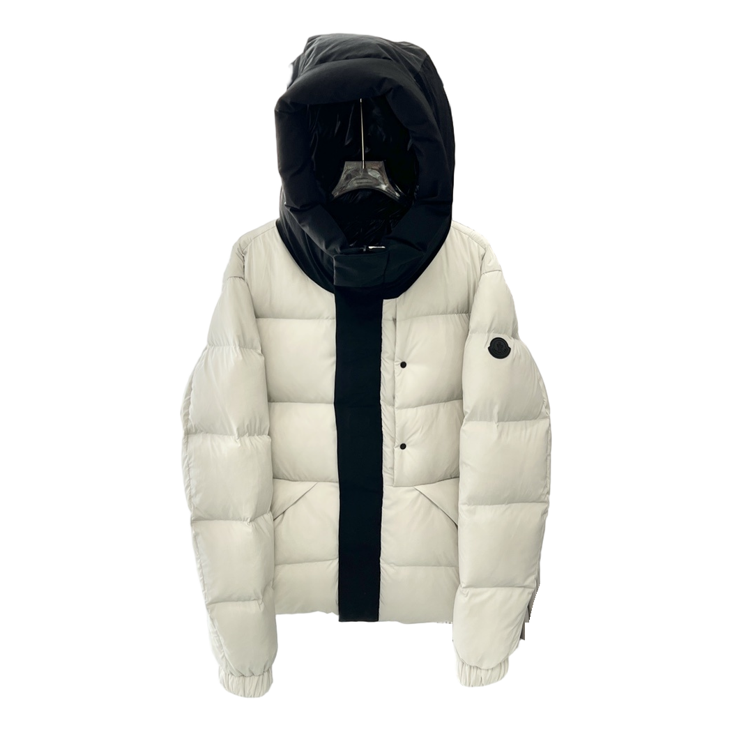 Moncler Contrast-Hood Colour-Block Puffer Jacket | Premium Down | Luxury Outerwear
