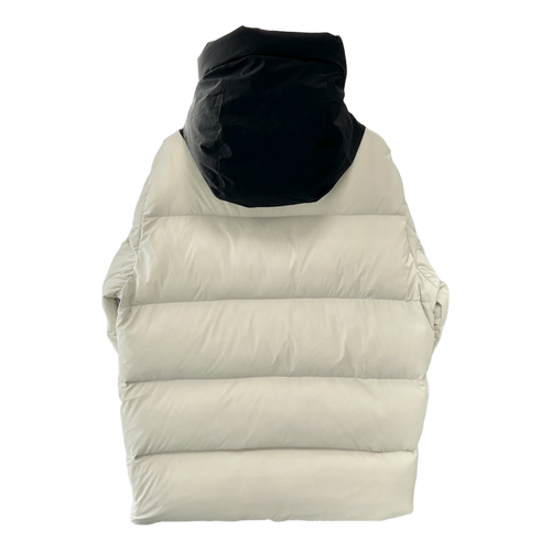 Moncler Contrast-Hood Colour-Block Puffer Jacket | Premium Down | Luxury Outerwear