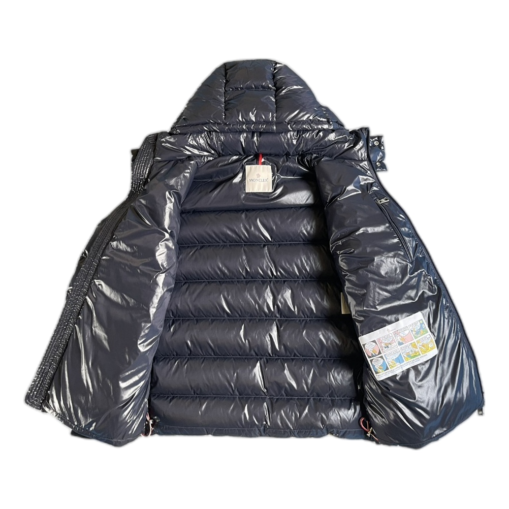 Moncler Glossy Logo-Zip Hooded Puffer Jacket – Navy | Premium Down | Luxury Outerwear