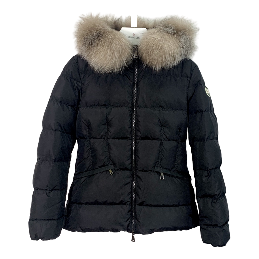 Moncler Cinched-Waist Fur-Trim Hooded Puffer Jacket – Black | Premium Down | Luxury Outerwear