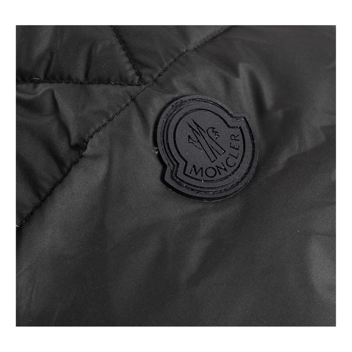 Moncler Contrast-Lined Logo-Hood Puffer Jacket – Black | Premium Down | Luxury Outerwear