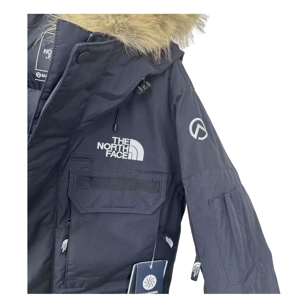 The North Face Four-Pocket Fur-Trim Hooded Parka – Graphite | Premium Down Insulation